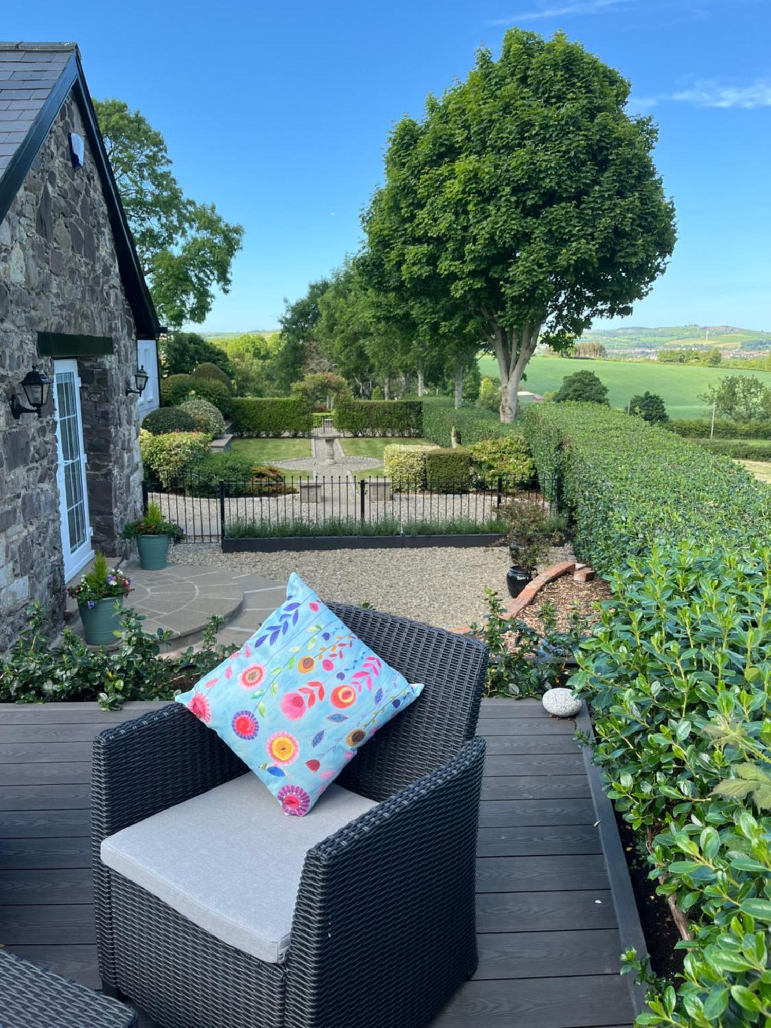 The Cottage At Ashbrook - Charming Country Cottage Near Belfast Exterior foto